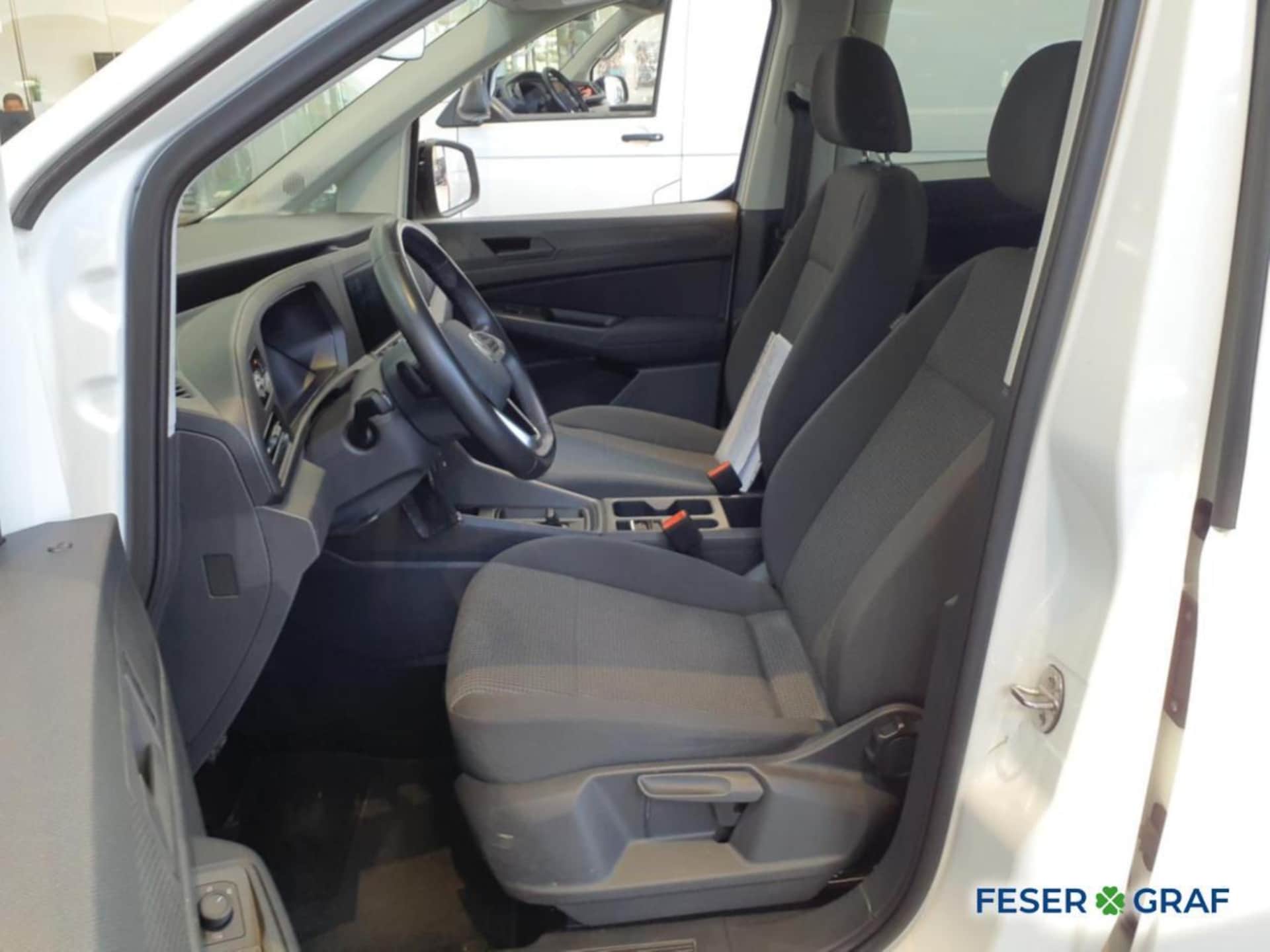 Volkswagen Caddy Maxi Basis-Modell