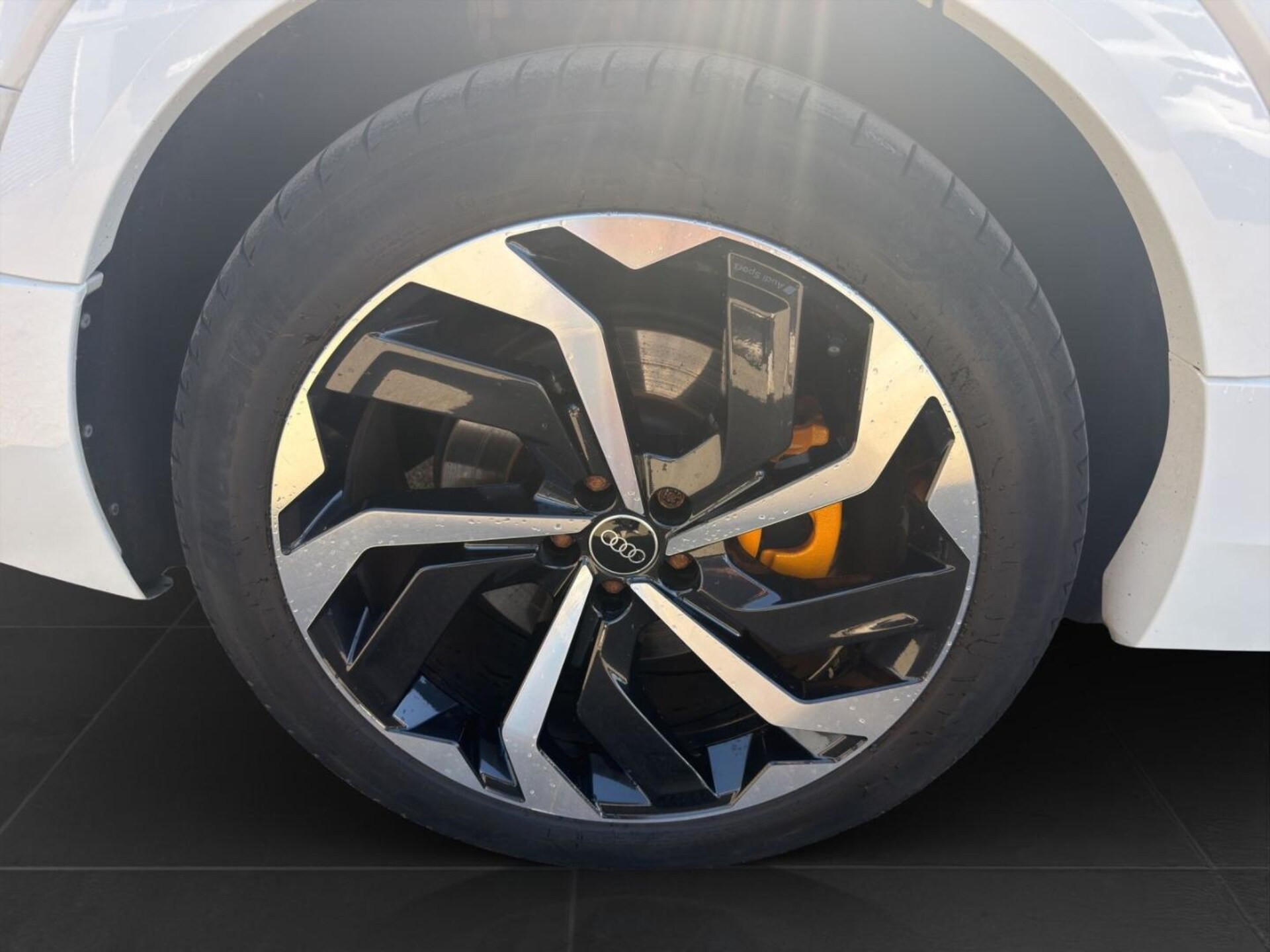 Audi e-tron Sportback S line