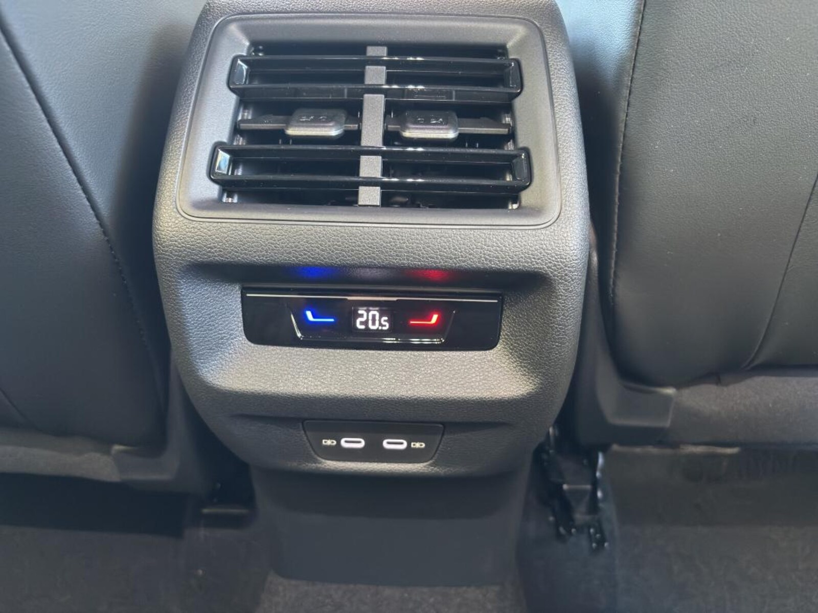 Volkswagen Tiguan – Bild 15