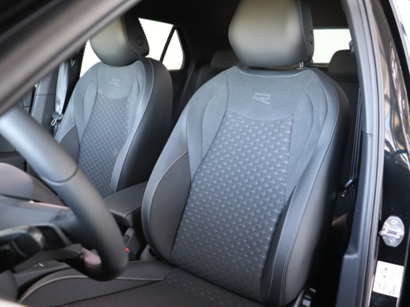 Volkswagen T-Roc – Bild 17