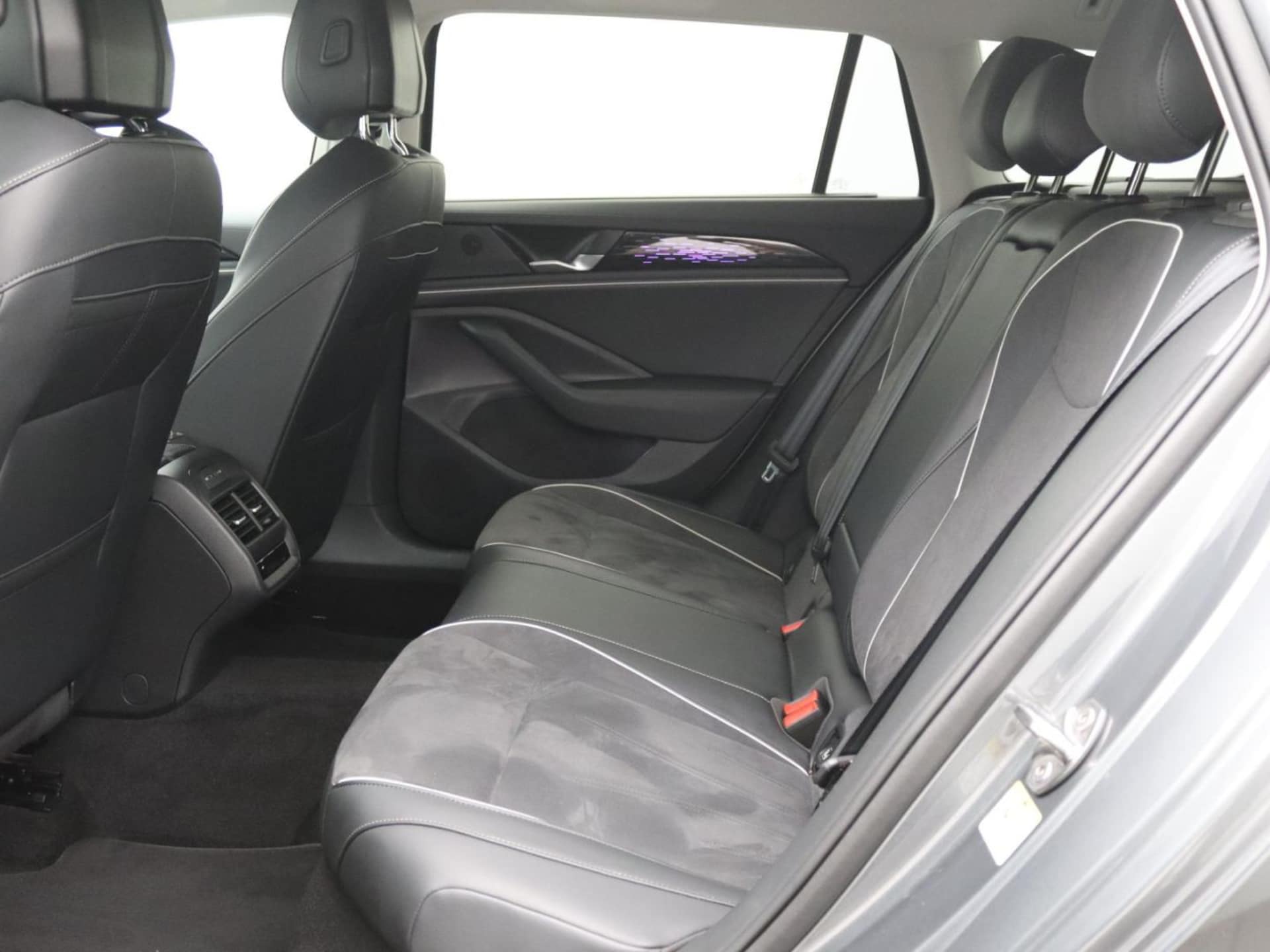 Volkswagen Passat Elegance