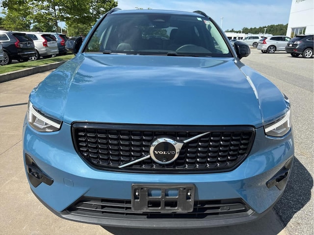 2024 Volvo XC40