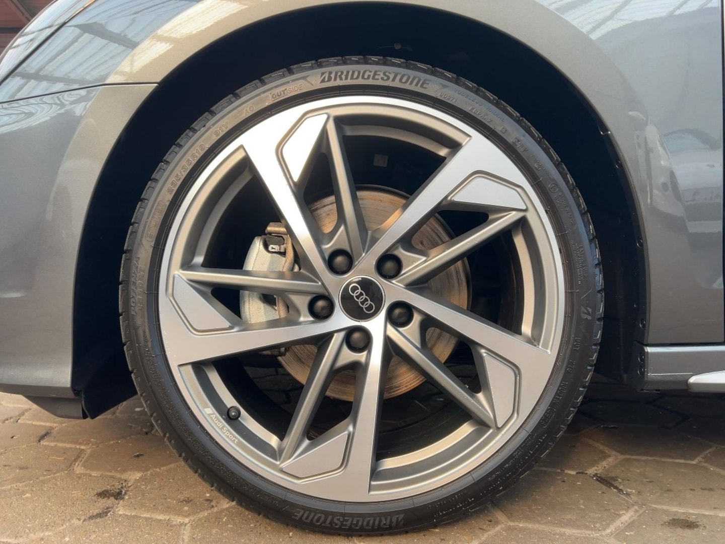 Bild über Audi A3 Sportback S line 35 TFSI S tronic - für weitere Informationen kontaktieren Sie den Audi Partner