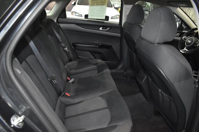 2021 Kia K5 LXS - Photo 25