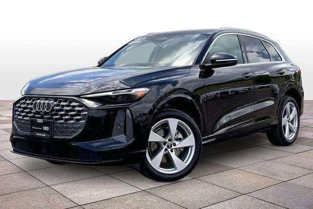 2025 Audi Q5 40 Premium Plus's photo