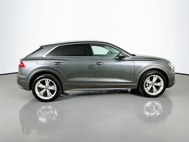 2022 Audi Q8