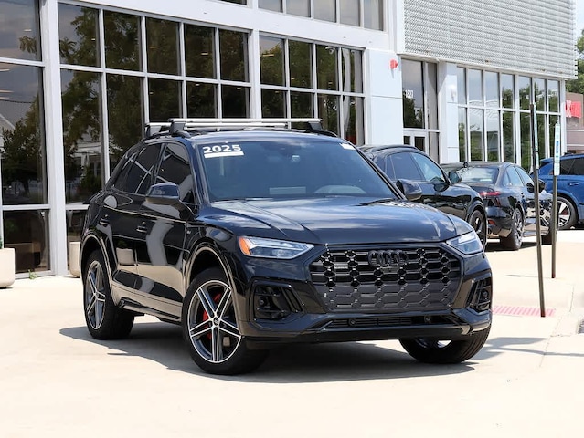 Photo of 2025 Audi Q5 TFSI e