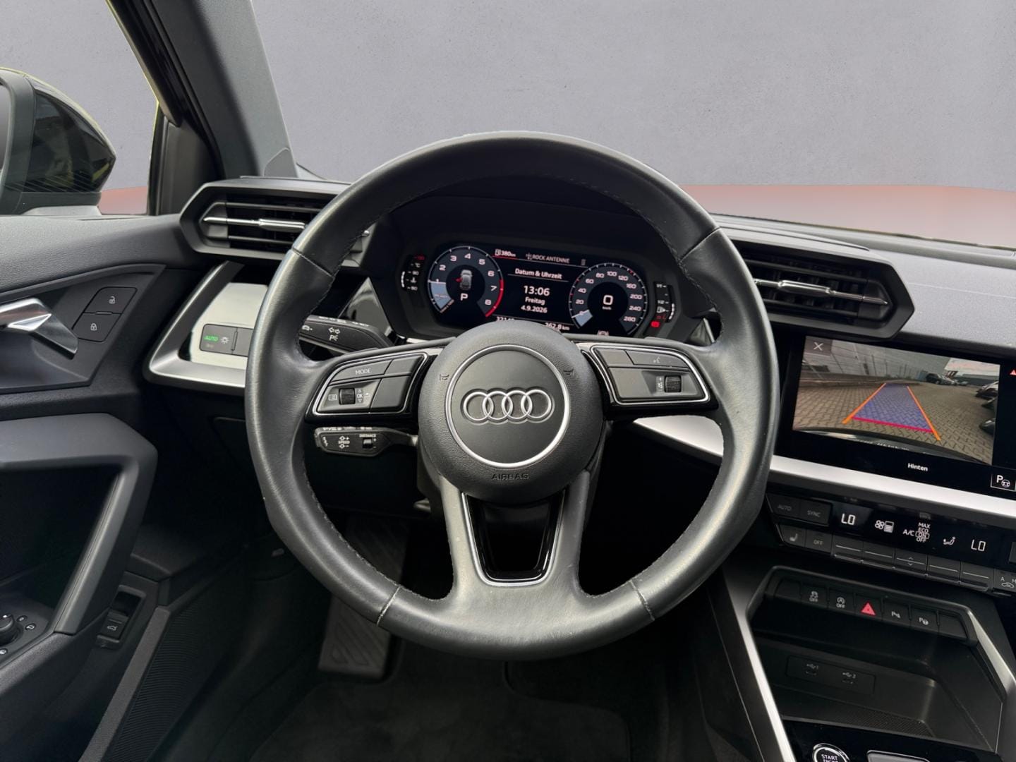 Bild über Audi A3 Sportback advanced 35 TFSI S tronic - für weitere Informationen kontaktieren Sie den Audi Partner