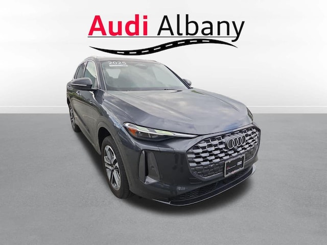 Photo of 2025 Audi Q5