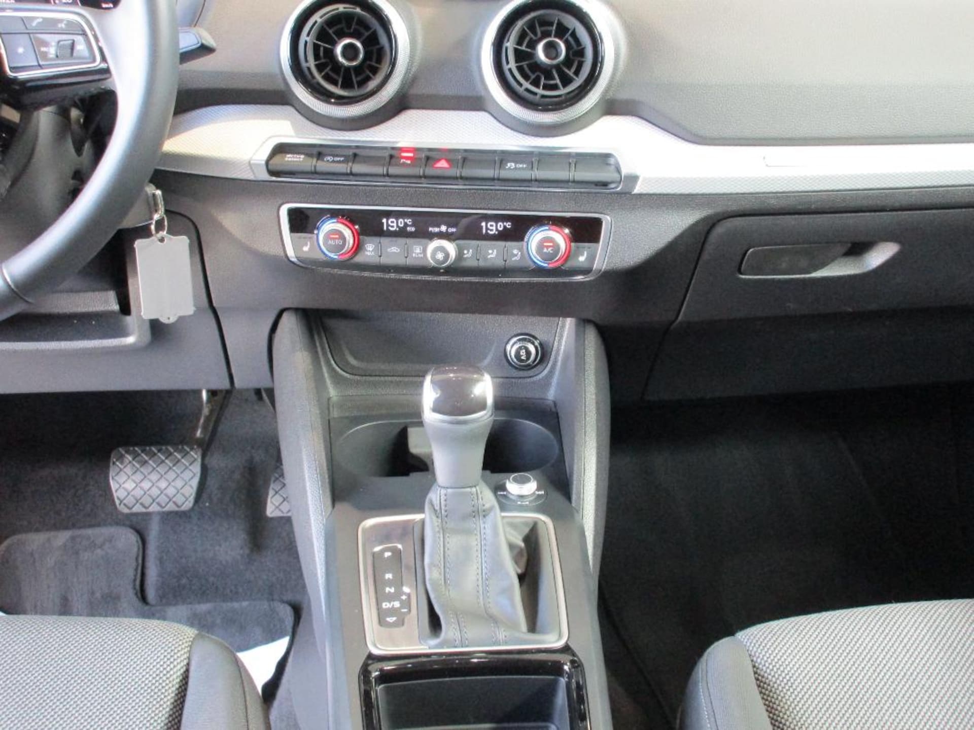 Audi Q2 S line