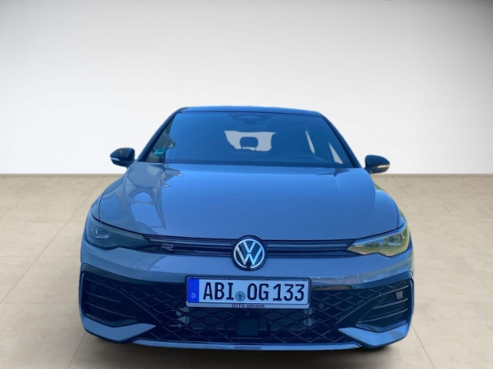 Volkswagen Golf R-Line