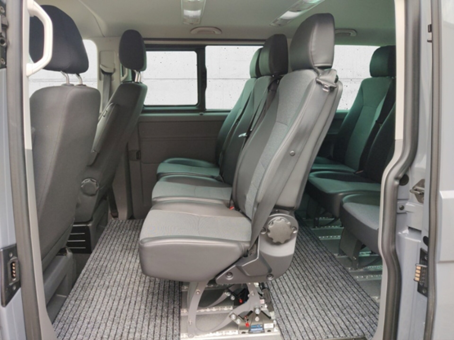Volkswagen T6.1 Caravelle langer Radstand Comfortline