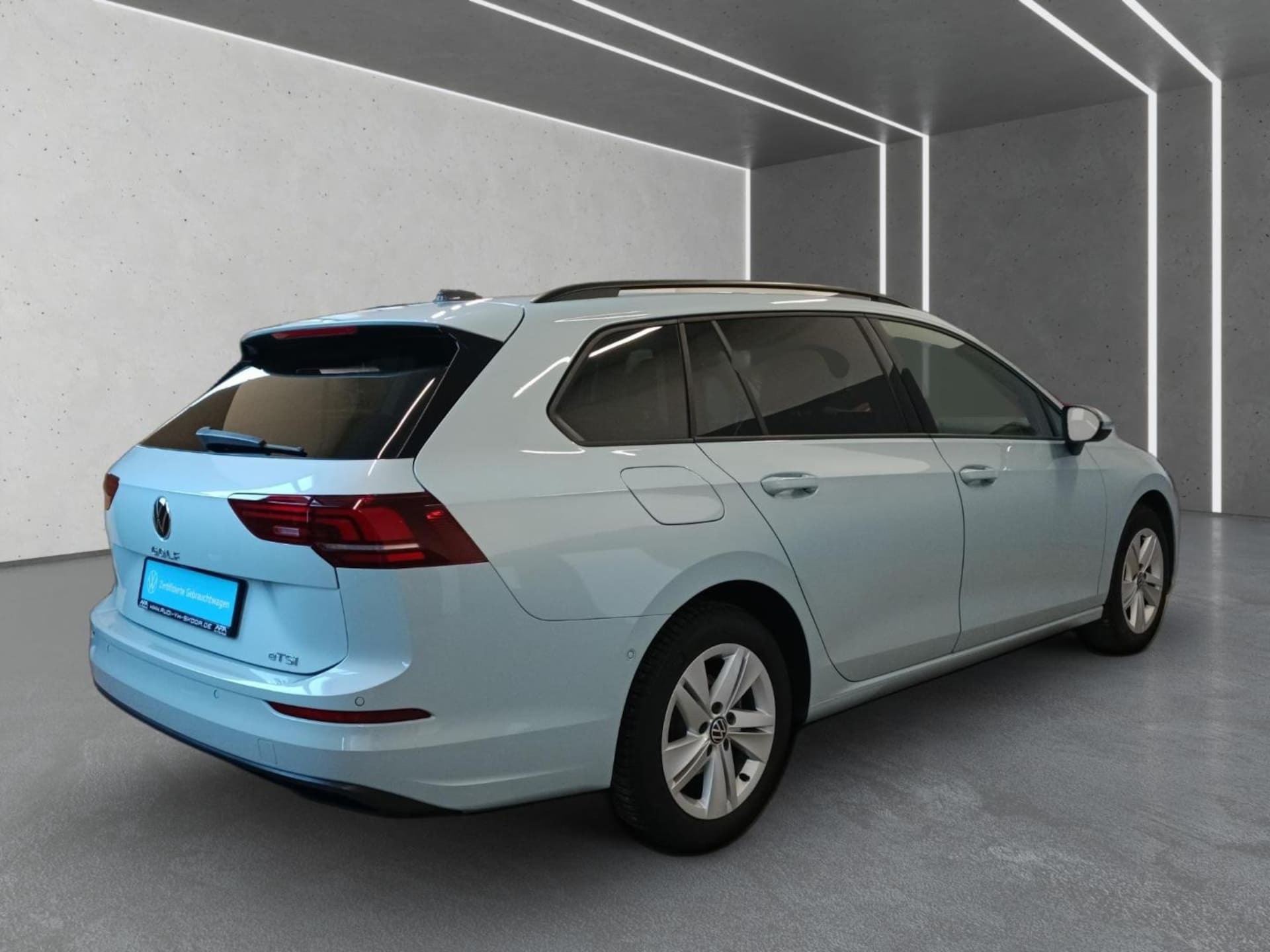 Volkswagen Golf Variant Life