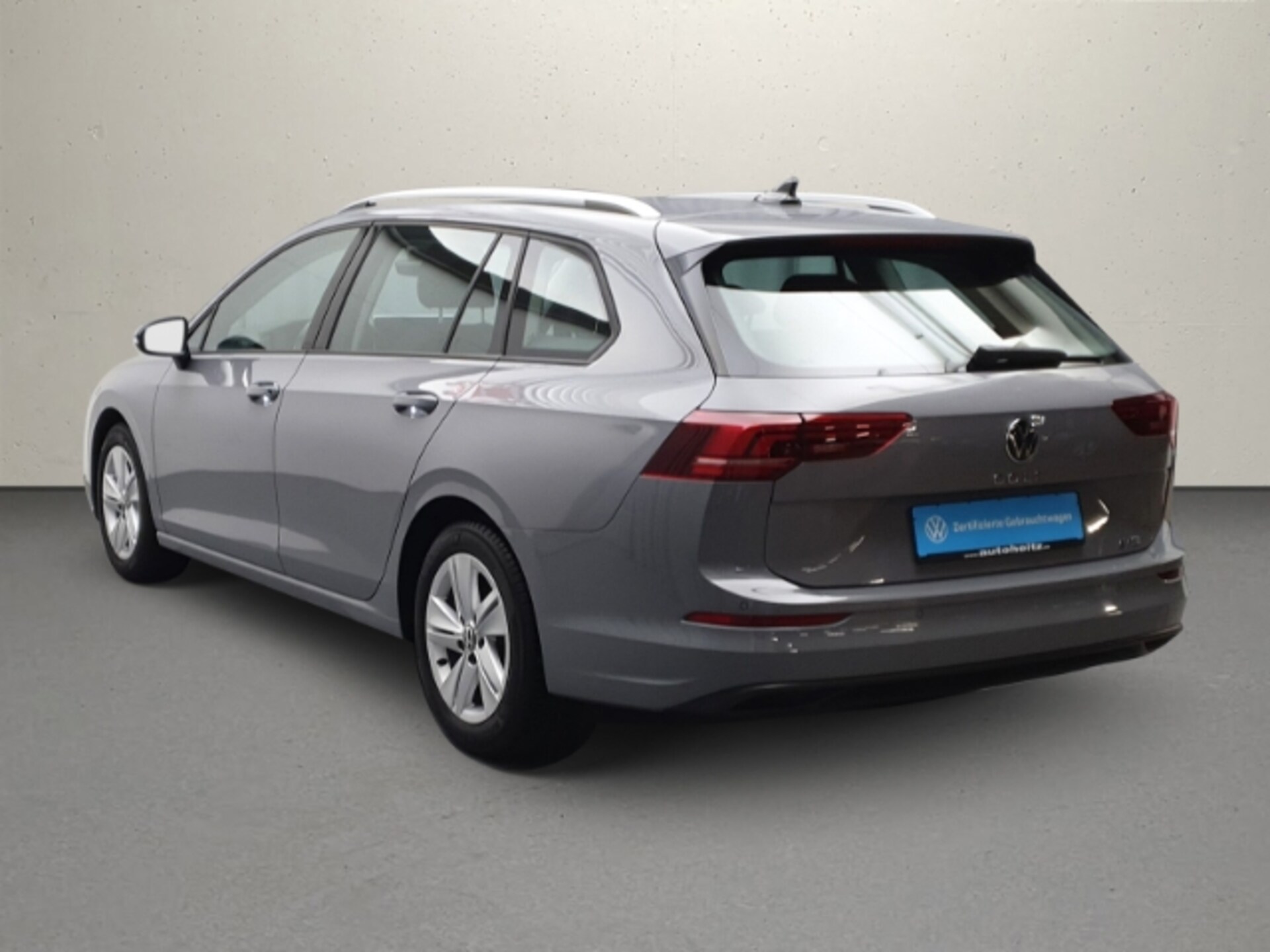 Volkswagen Golf Variant Life