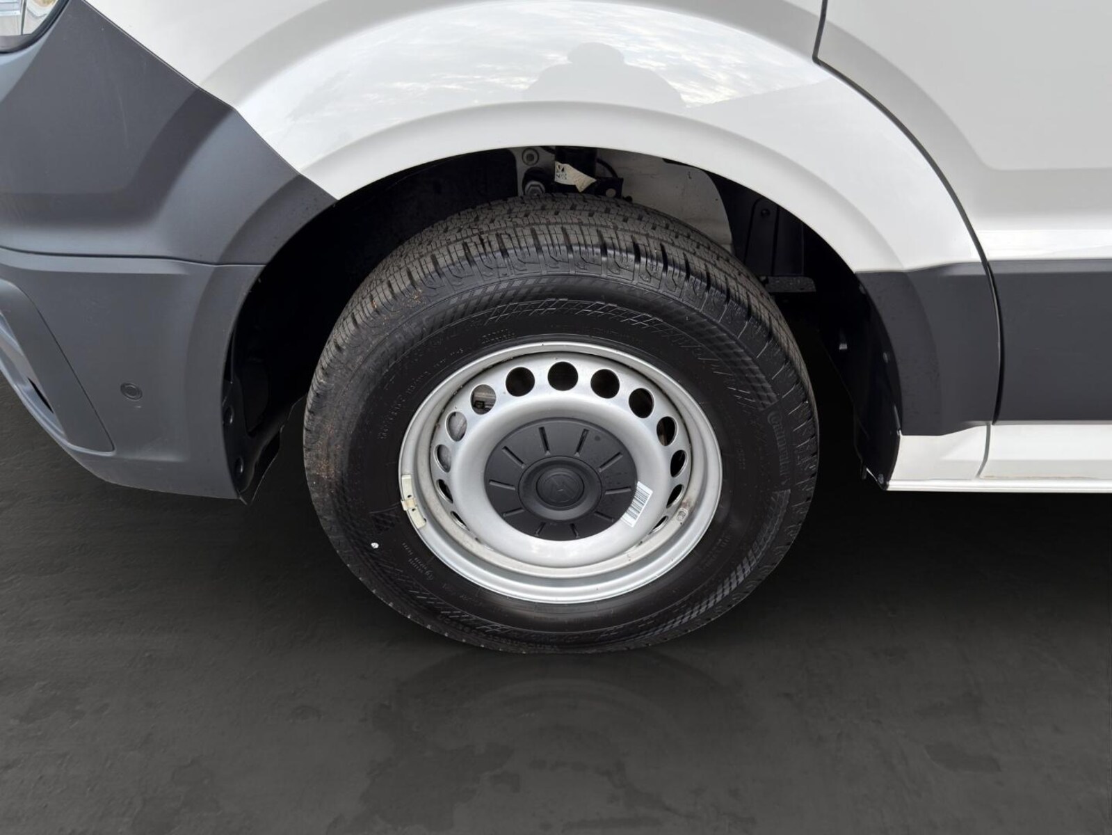 Volkswagen Crafter Kasten mittlerer Radstand – Bild 10