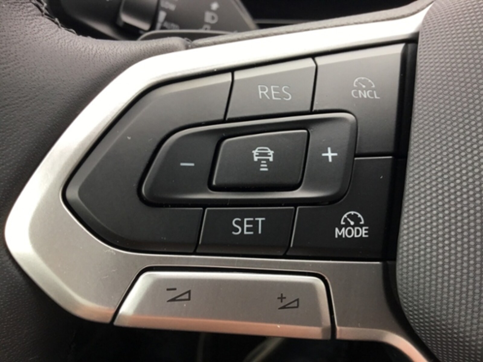 Volkswagen Tiguan – Bild 19