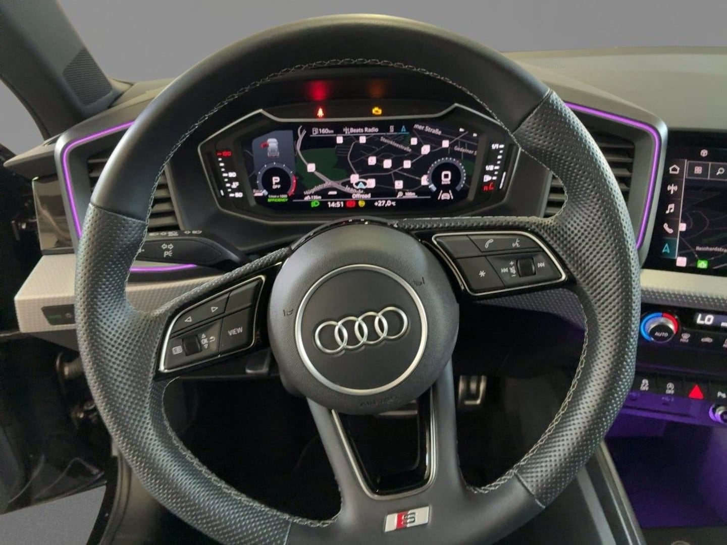 Bild über Audi A1 Sportback S line 35 TFSI S tronic - für weitere Informationen kontaktieren Sie den Audi Partner