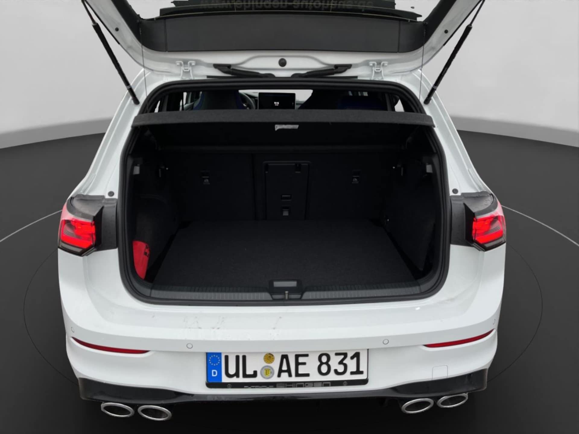 Volkswagen Golf R