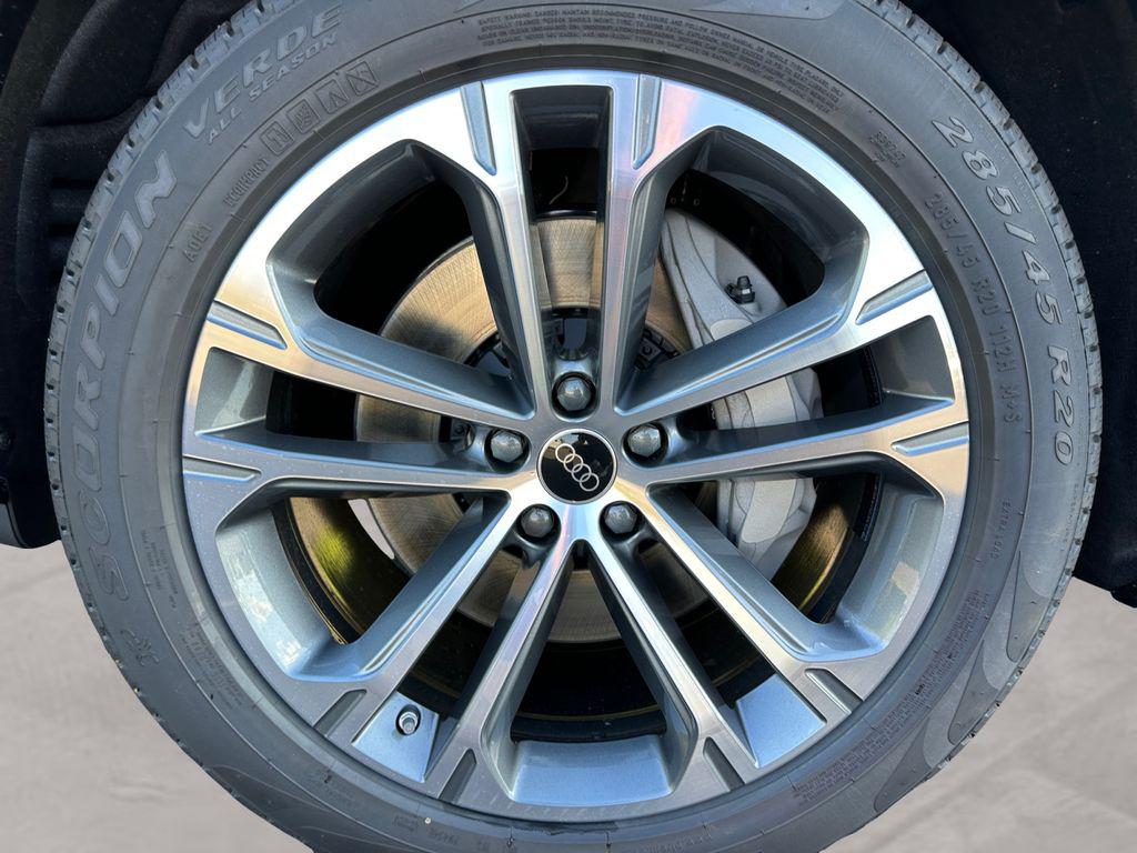 2026 Audi Q7 Premium Plus - Photo 14