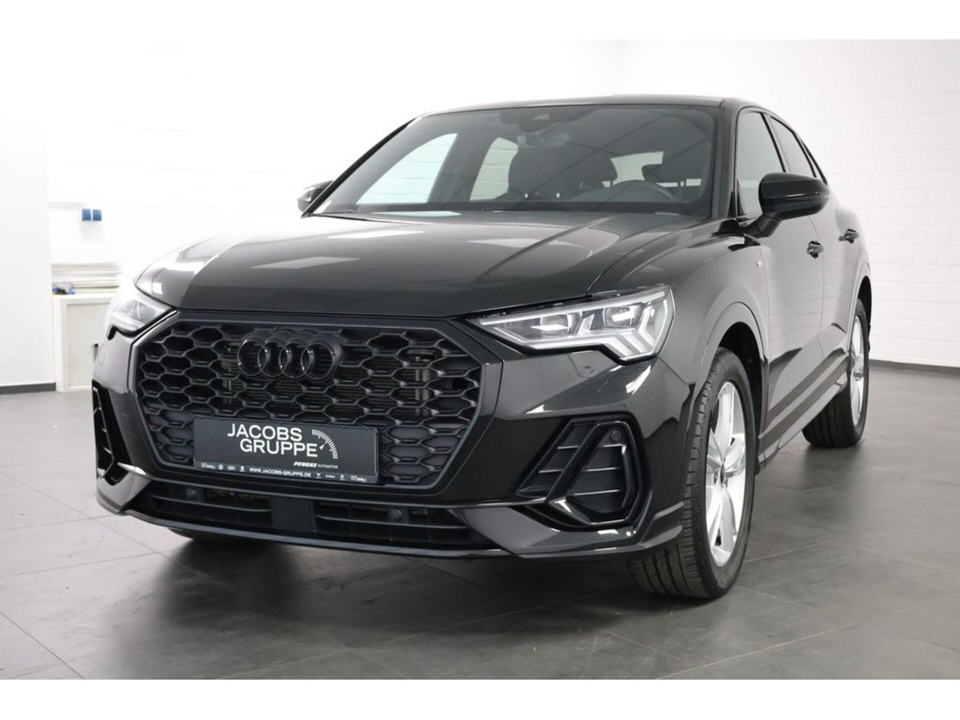 Audi Q3 Sportback S line