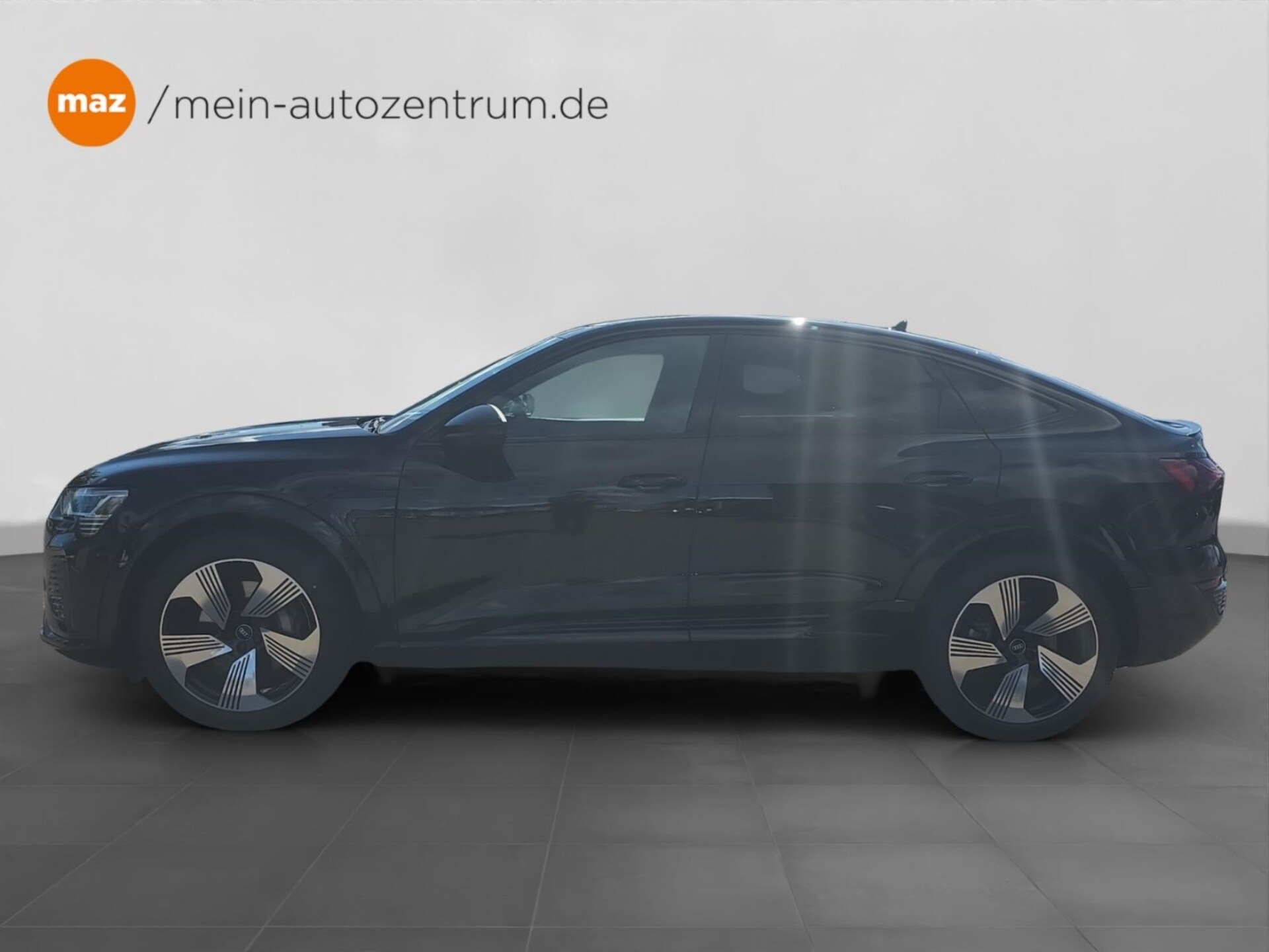 Audi Q8 Sportback e-tron S line
