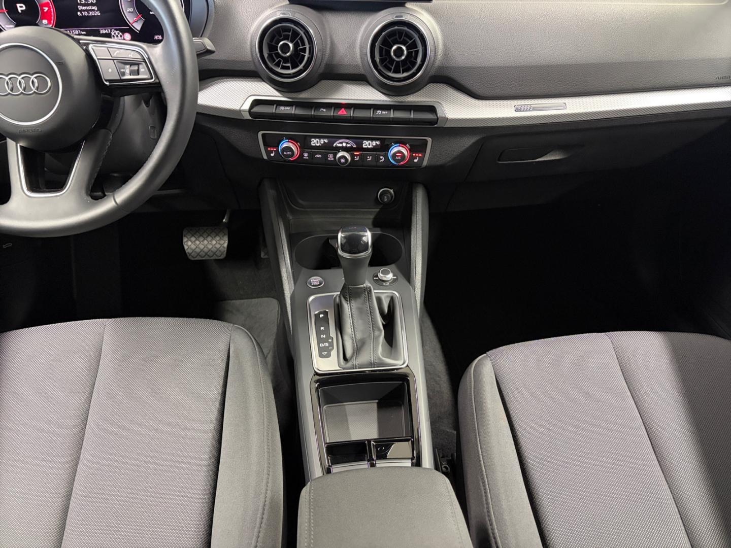 Bild über Audi Q2 advanced 35 TFSI S tronic - für weitere Informationen kontaktieren Sie den Audi Partner