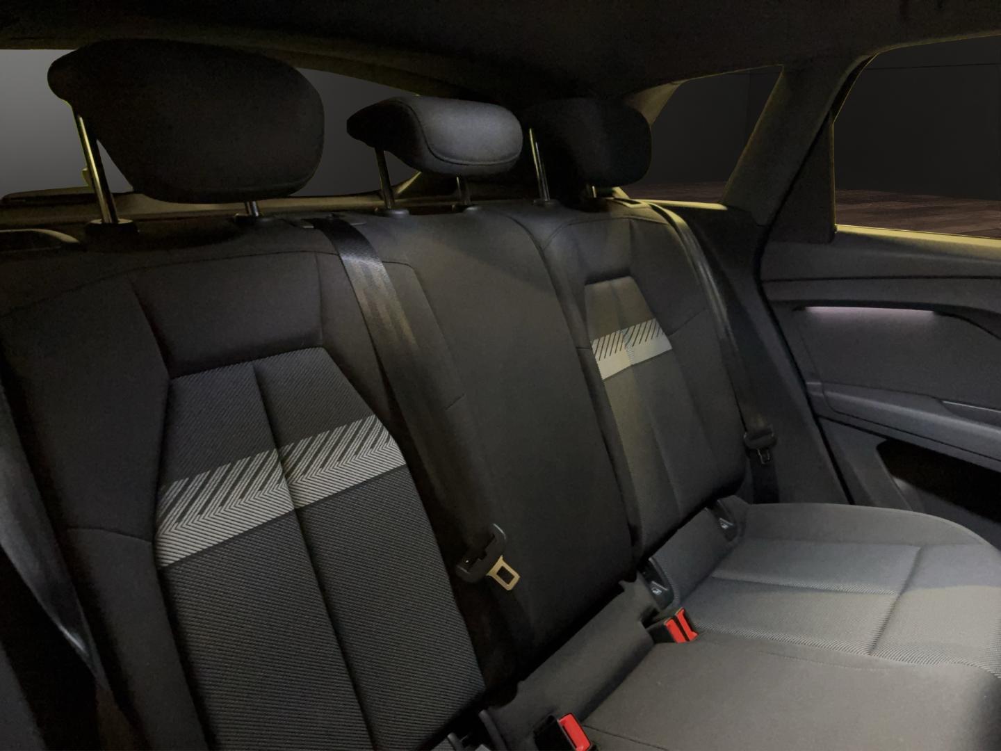 Image about Audi Q4 e-tron 40 e-tron 150,00 kW