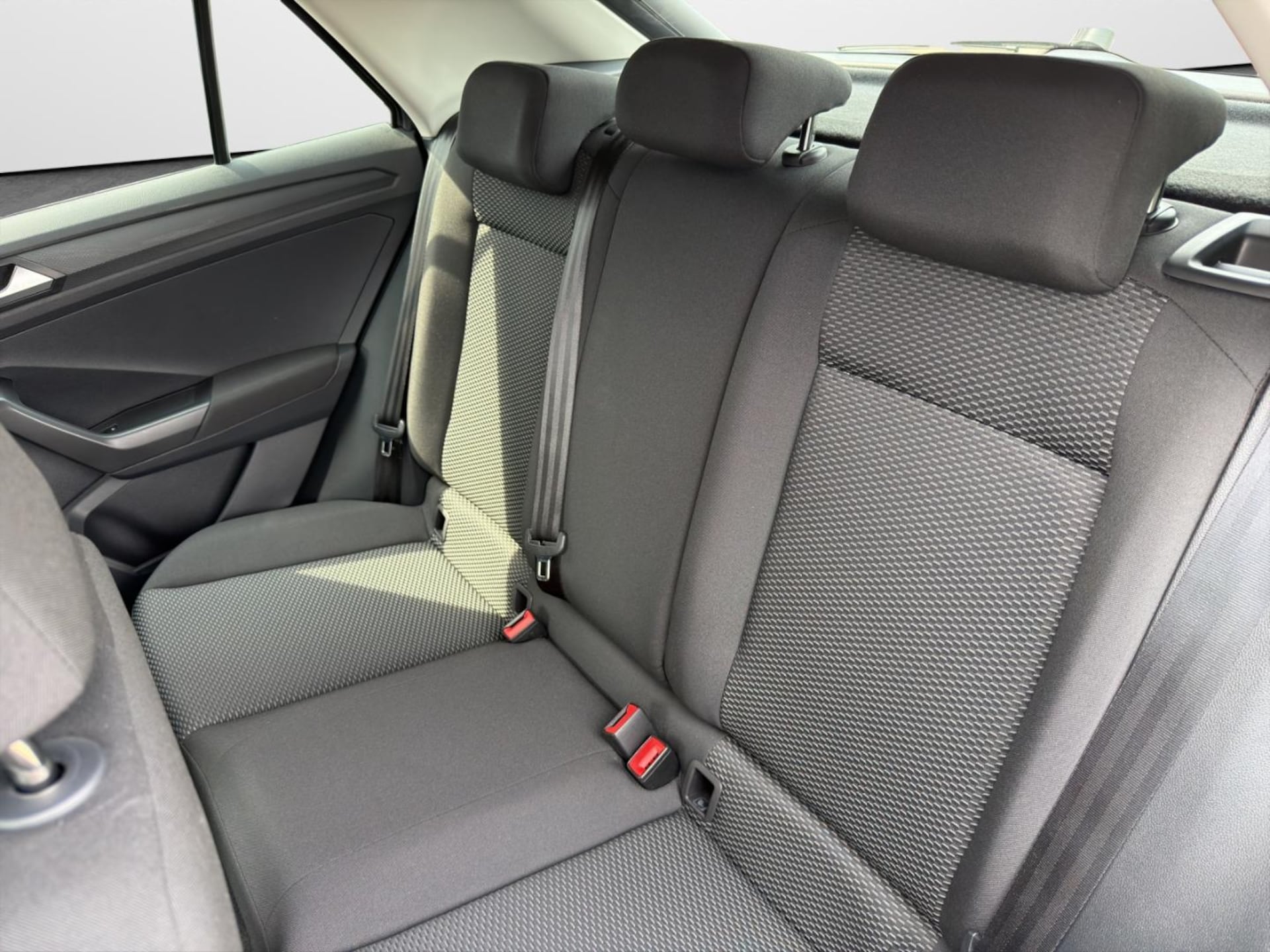 Volkswagen T-Roc Basis-Modell