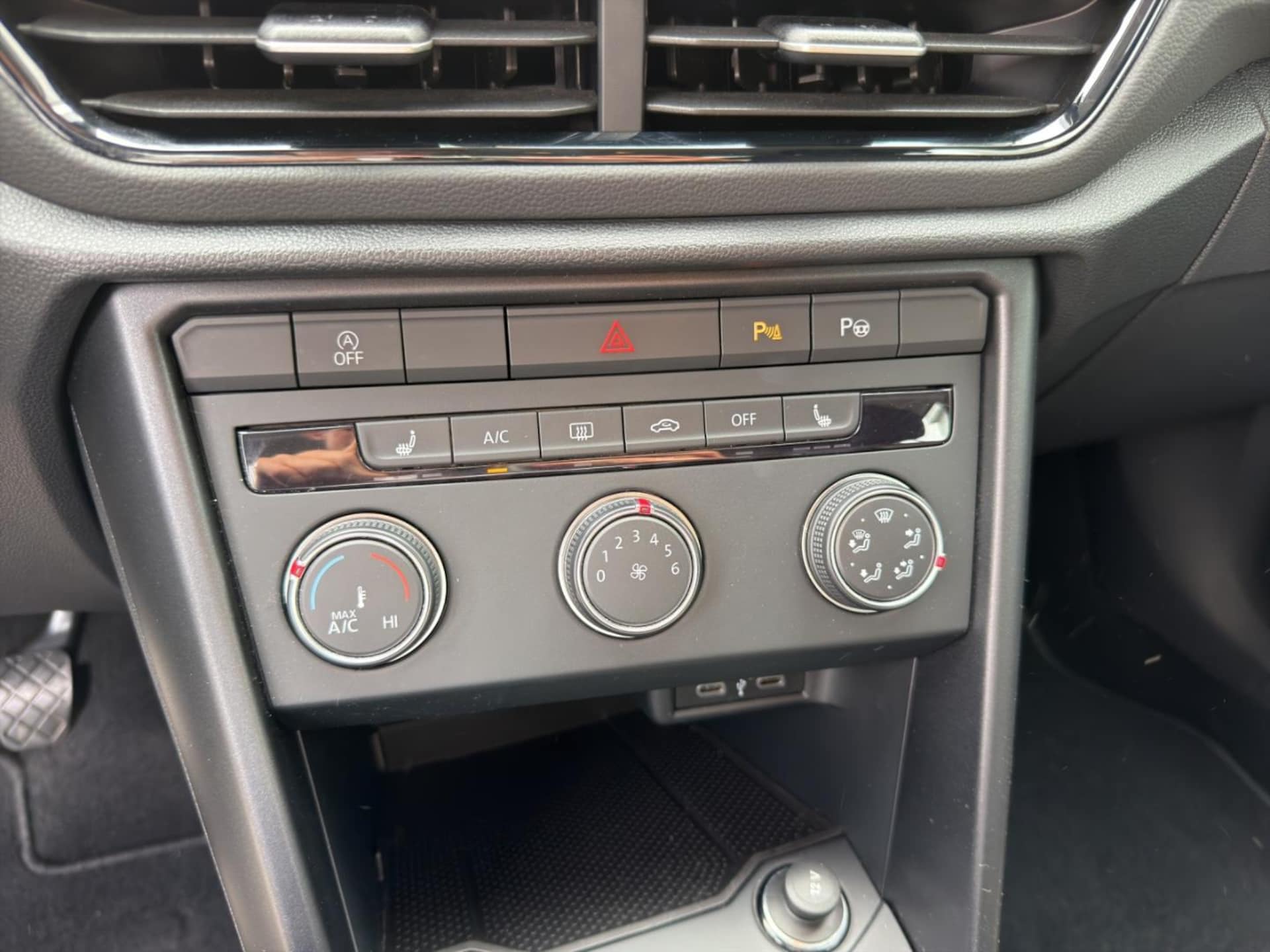 Volkswagen T-Roc Basis-Modell