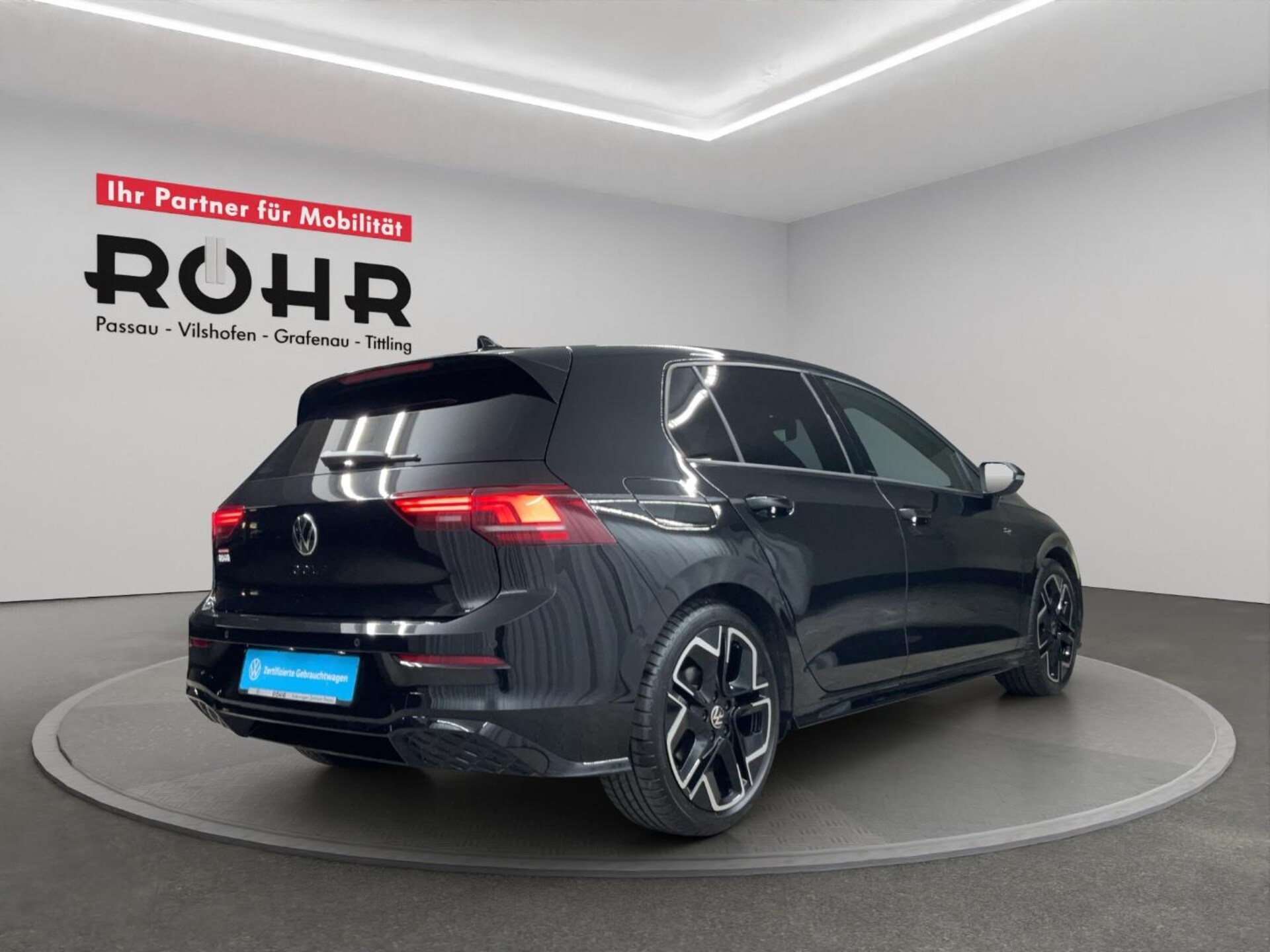 Volkswagen Golf R-Line