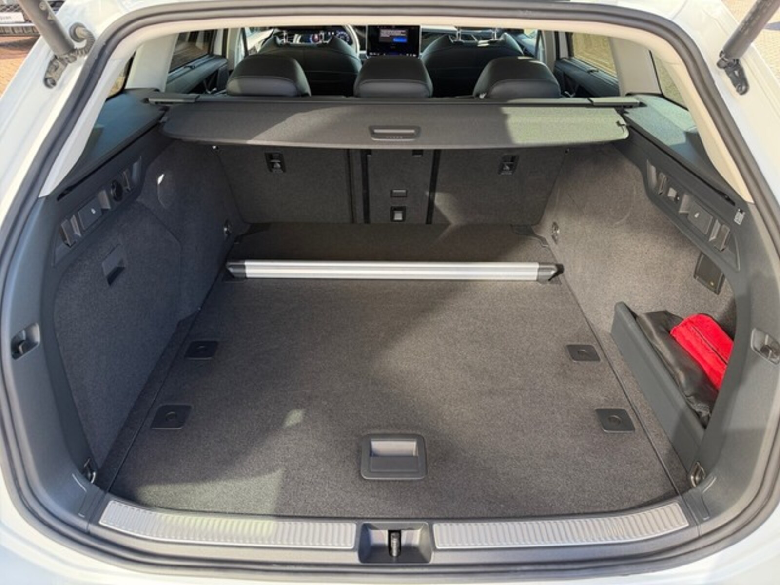 Volkswagen Passat – Bild 9