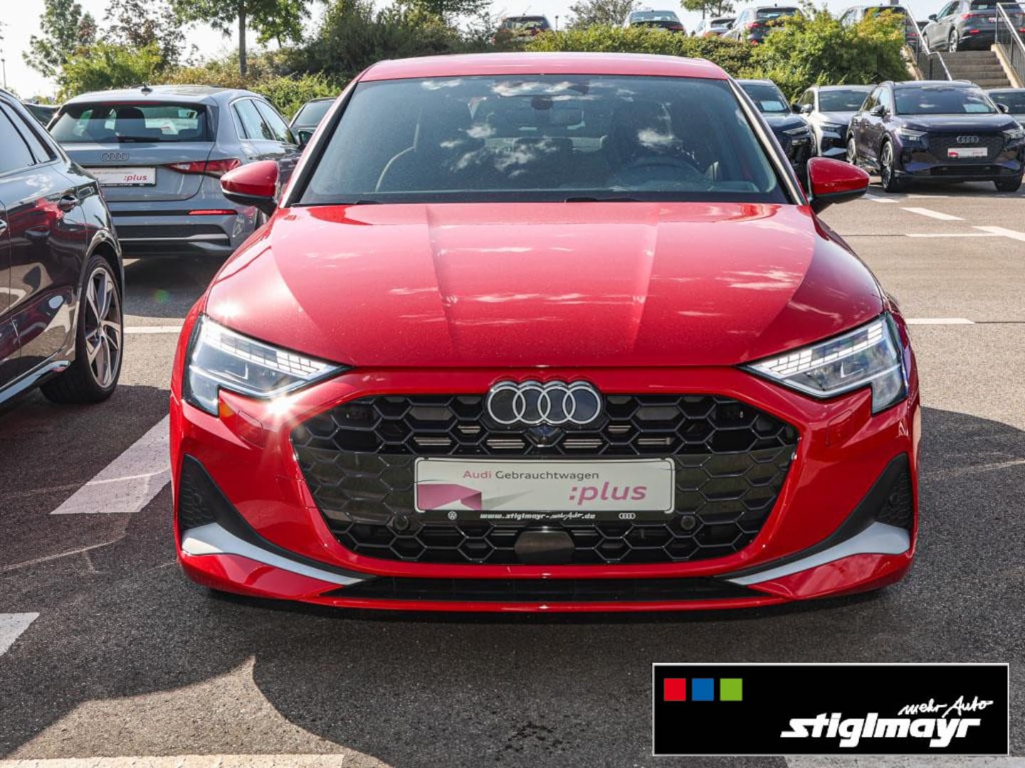 Bild über Audi A3 Limousine TFSI quattro S tronic - für weitere Informationen kontaktieren Sie den Audi Partner