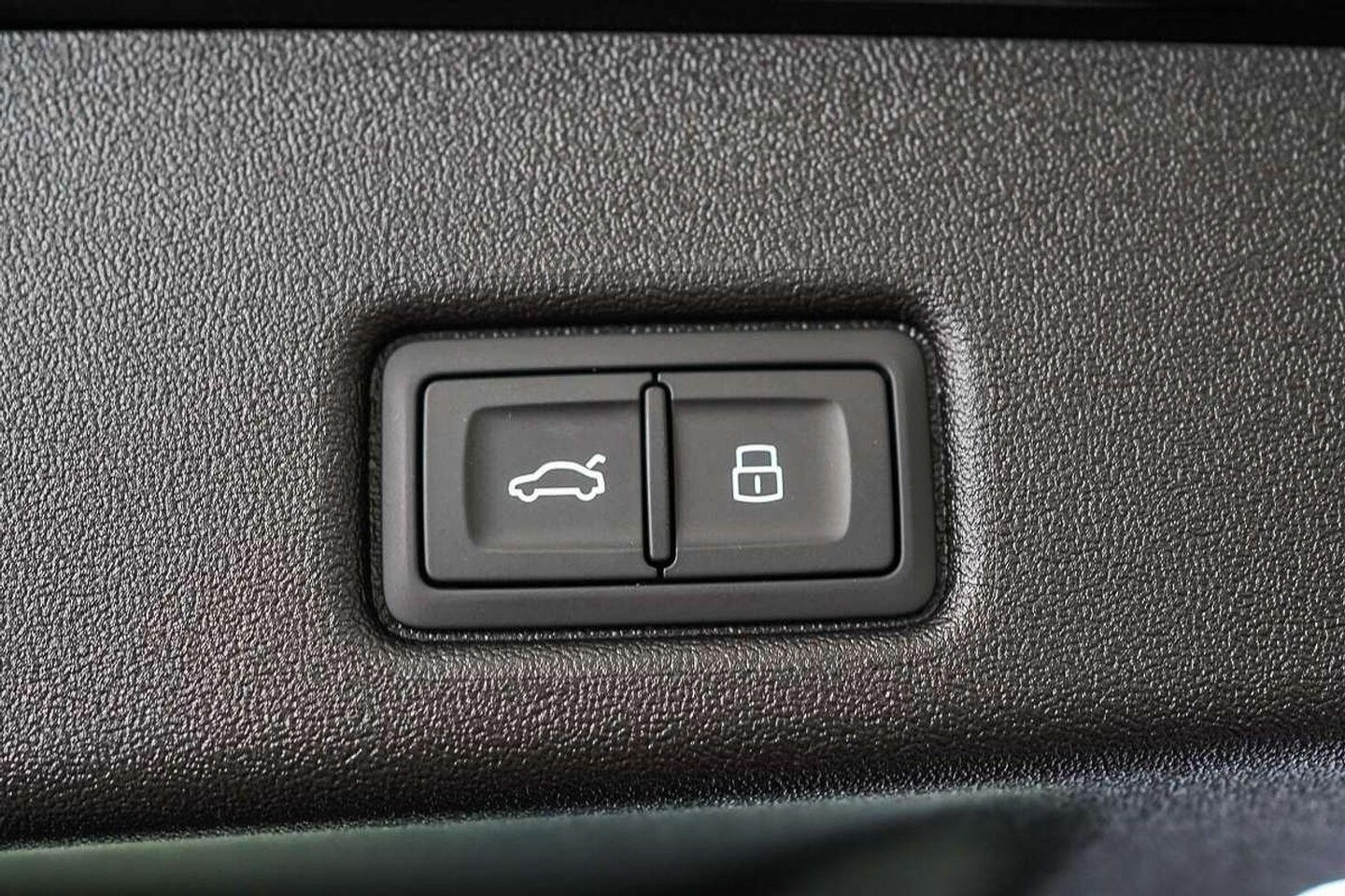 Image about Audi Q5 SUV TFSI quattro 200 kW sport