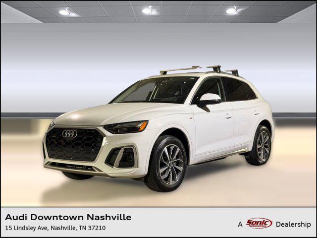 2023 Audi Q5 45 Premium Plus's photo