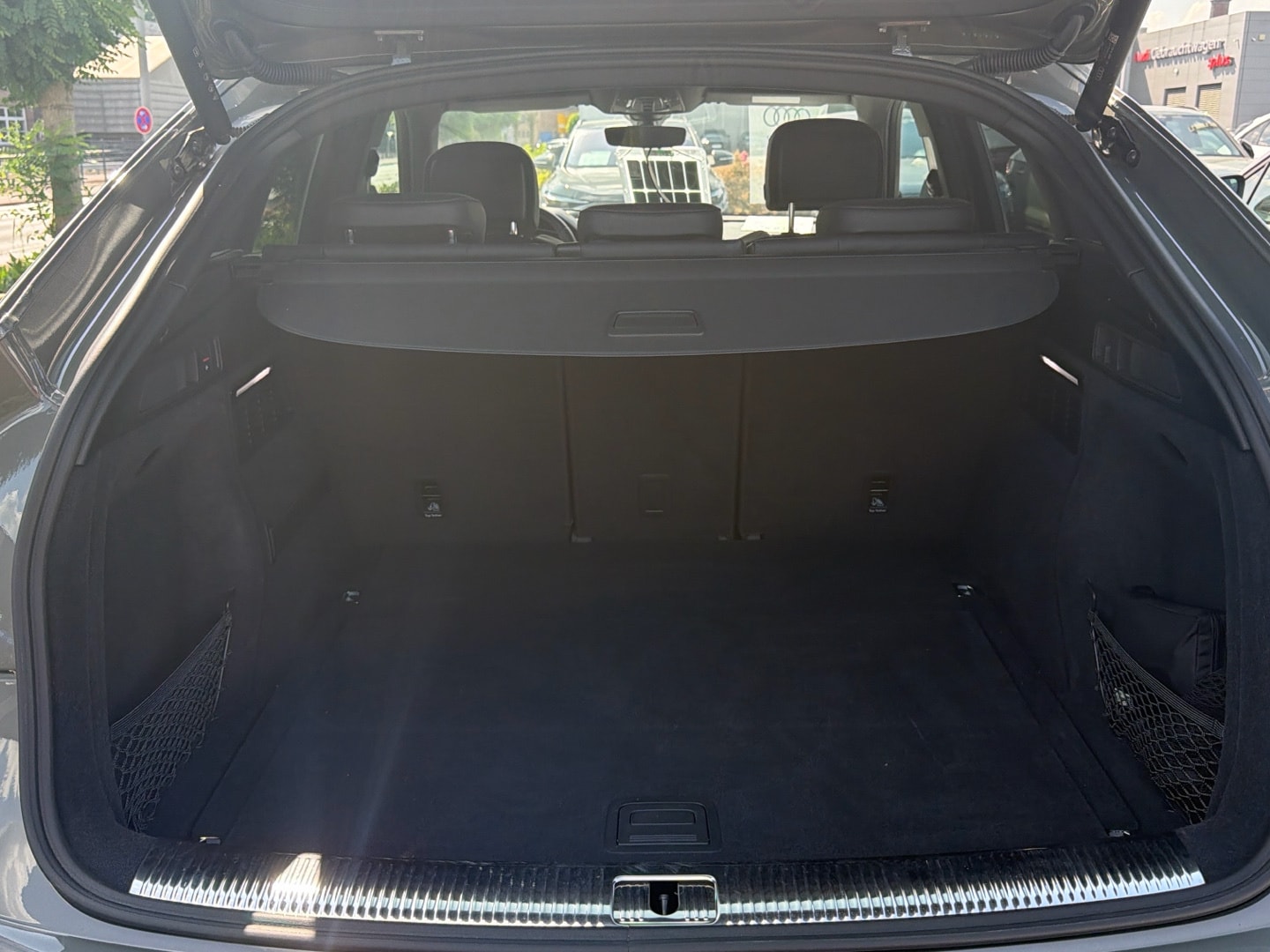 Bild über Audi SQ5 Sportback TDI tiptronic - für weitere Informationen kontaktieren Sie den Audi Partner
