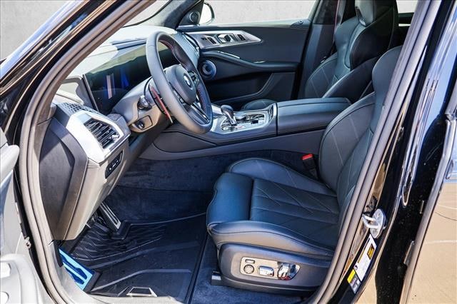 2026 BMW XM Base - Photo 11