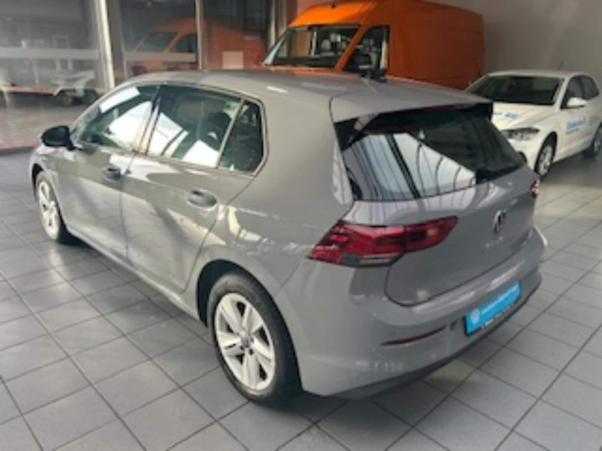 Volkswagen Golf Life