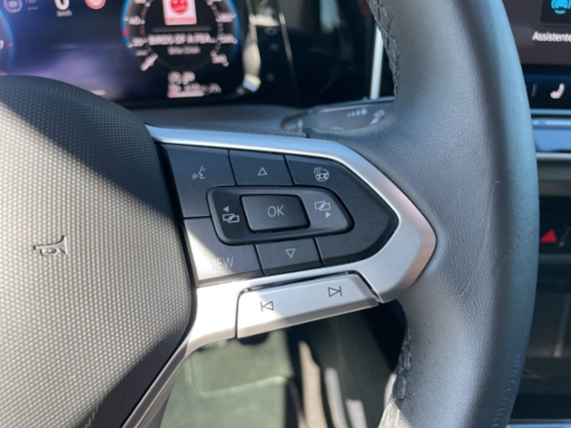 Volkswagen Golf Style