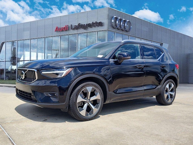 2025 Volvo XC40 Plus
