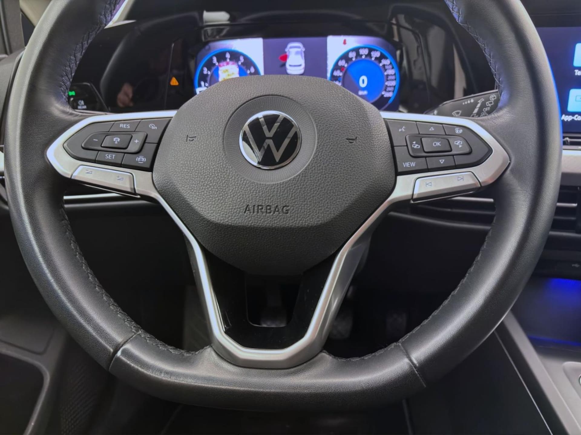 Volkswagen Golf Life
