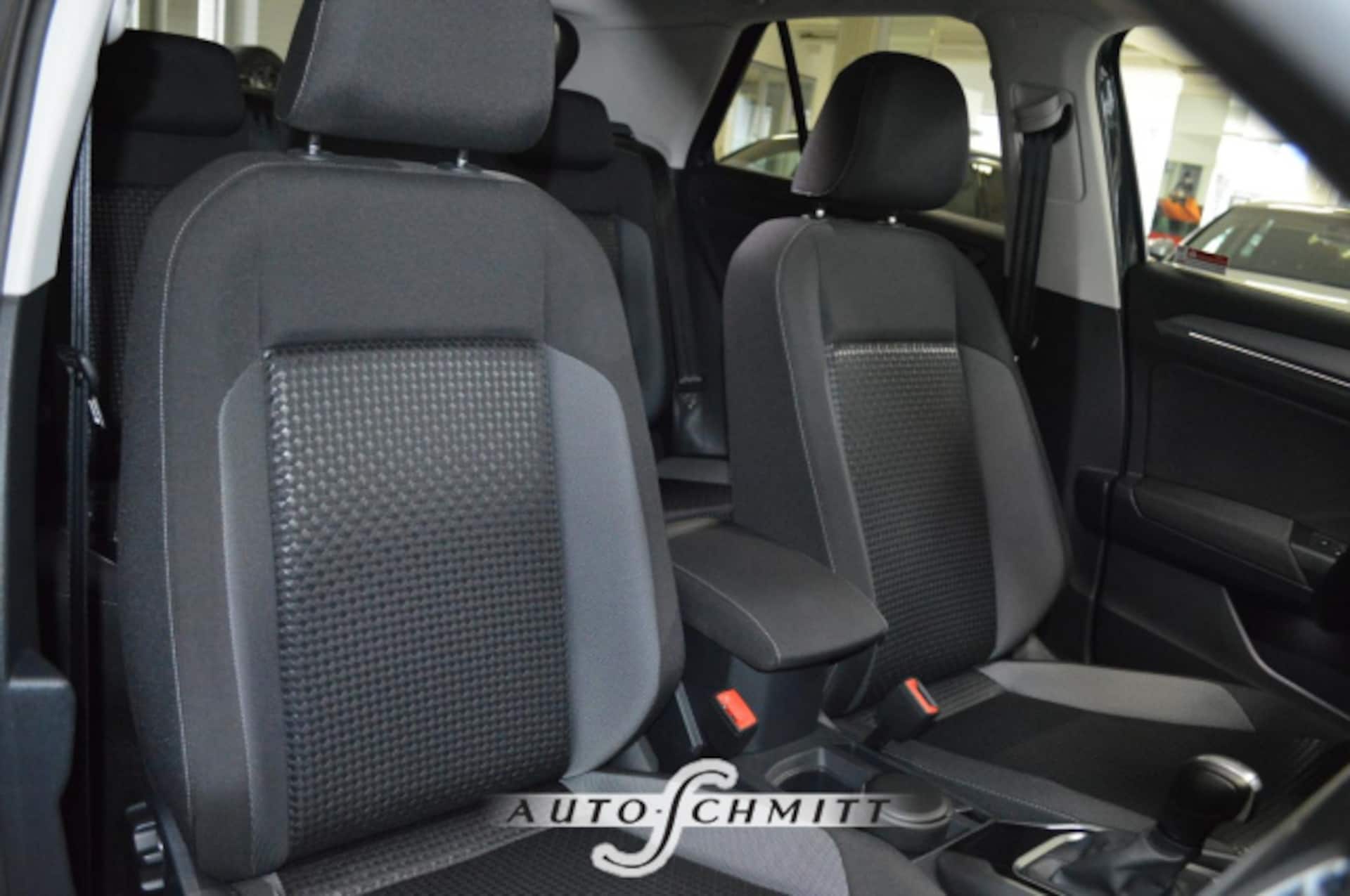 Volkswagen T-Roc Active