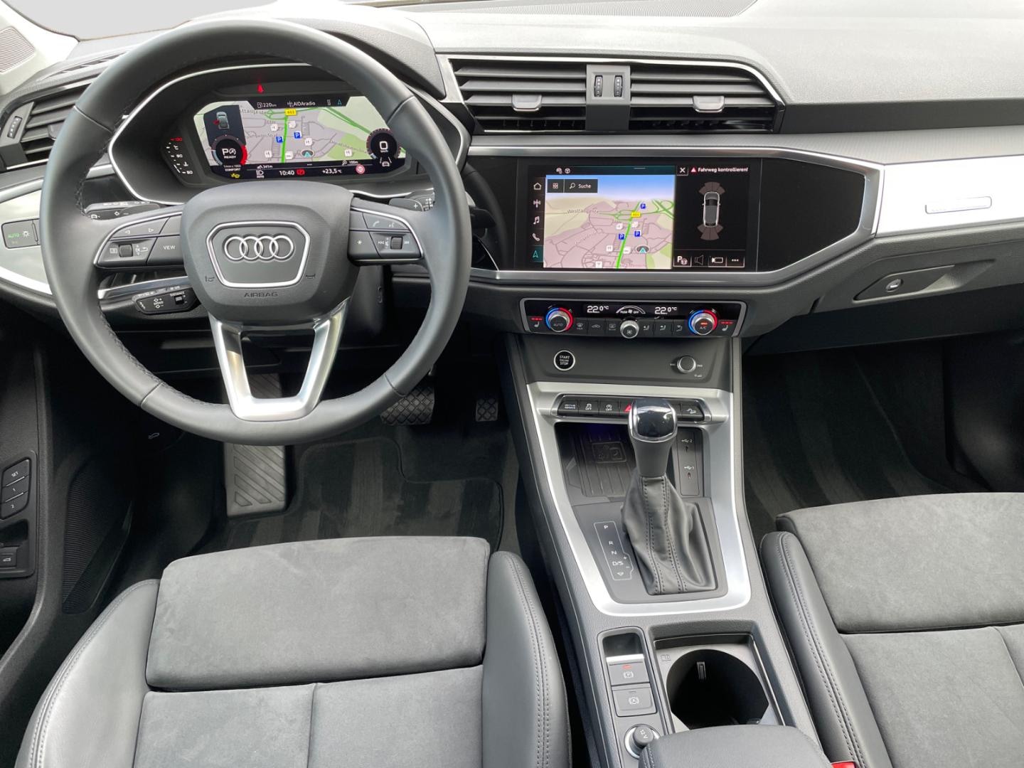 Bild über Audi Q3 Sportback TDI 110 kW S tronic - für weitere Informationen kontaktieren Sie den Audi Partner