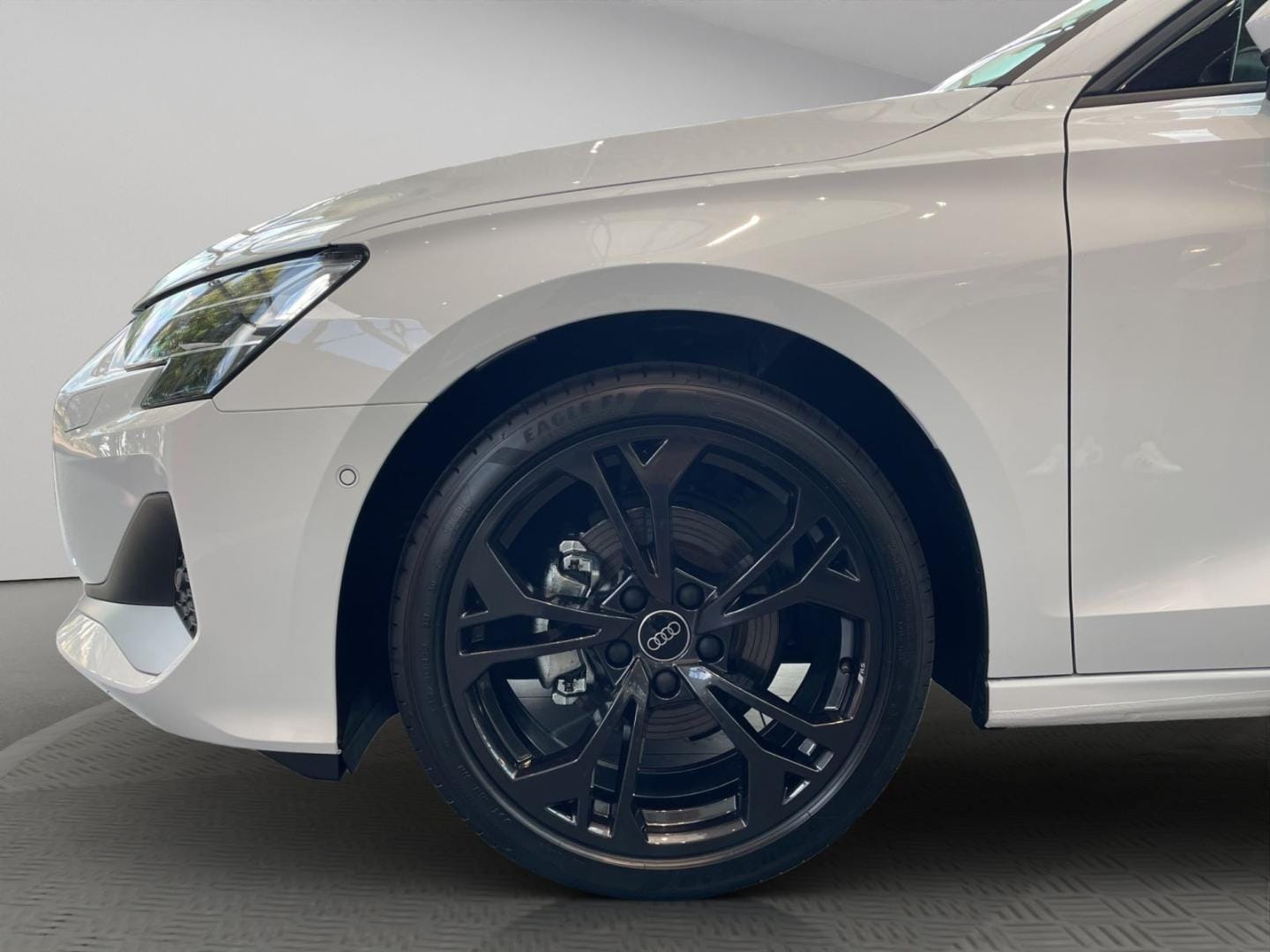 Bild über Audi A3 Sportback advanced 30 TFSI S tronic - für weitere Informationen kontaktieren Sie den Audi Partner