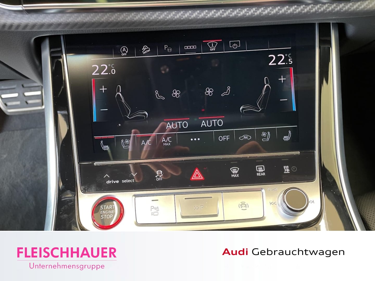 Bild über Audi RS Q8 SUV TFSI quattro 471 kW tiptronic - für weitere Informationen kontaktieren Sie den Audi Partner