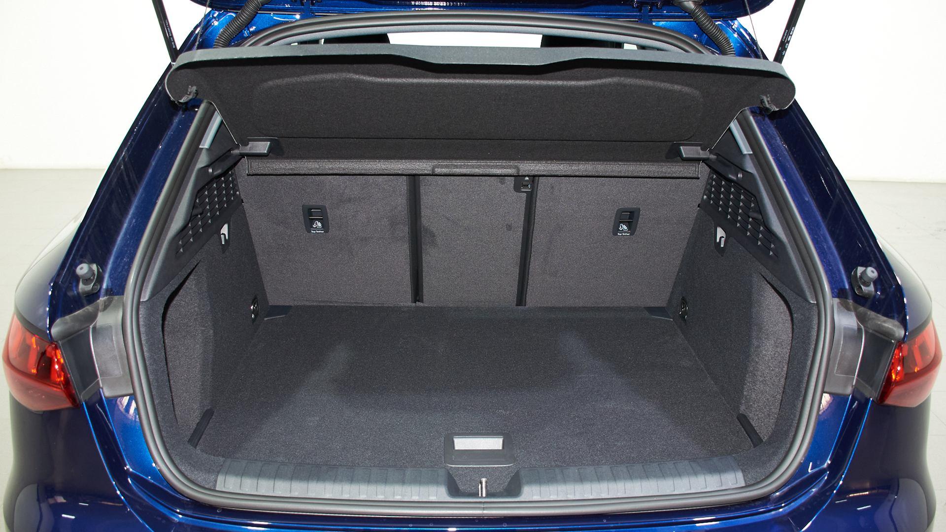 Image about Audi A3 Sportback Advanced 30 TDI 85 kW (116 CV) 6 vel.