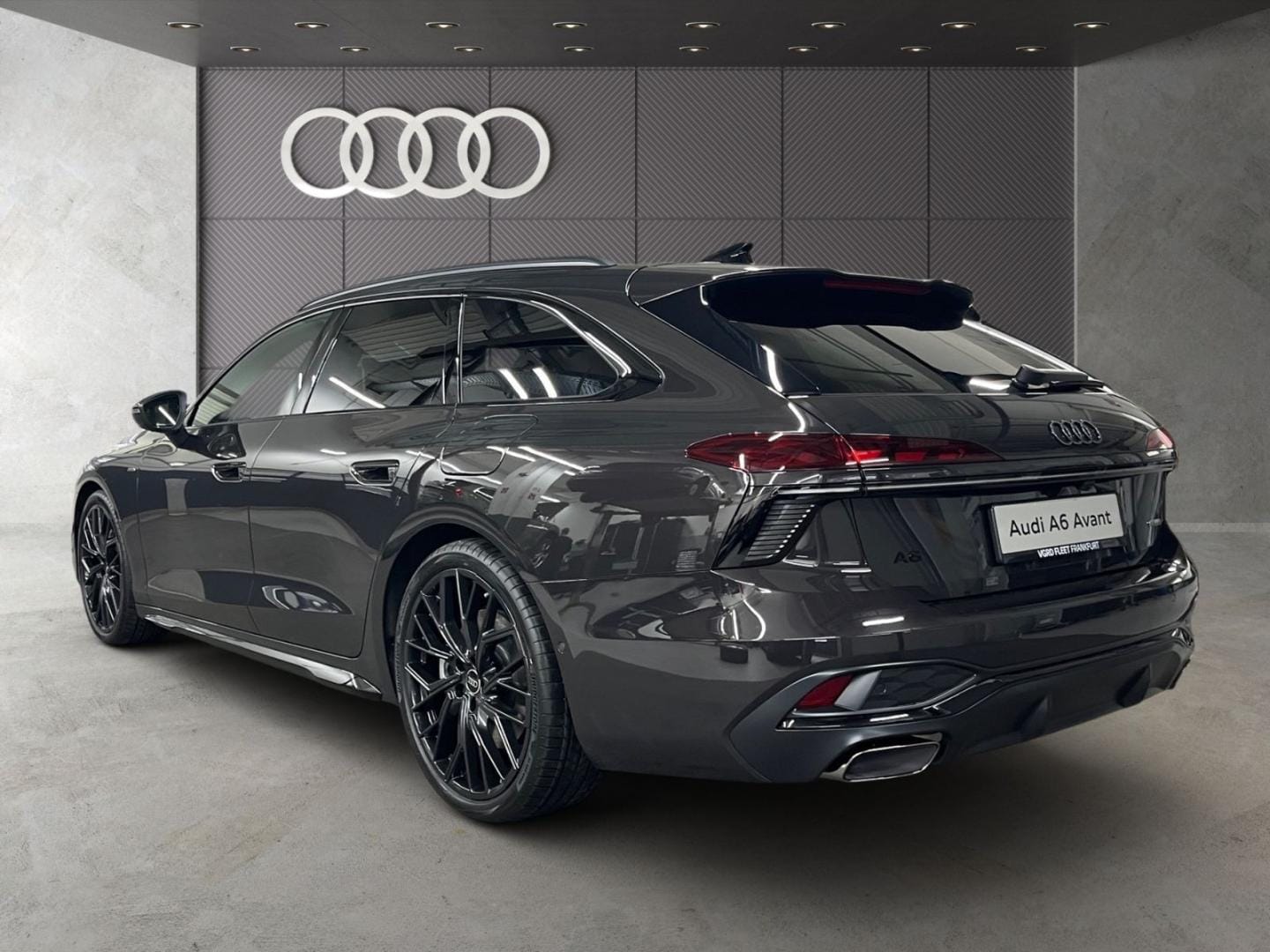 Bild über Audi A6 Avant e-hybrid edition one e-hybrid quattro 220 kW S tronic - für weitere Informationen kontaktieren Sie den Audi Partner