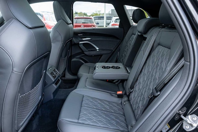 2026 Audi SQ5 Premium Plus - Photo 29