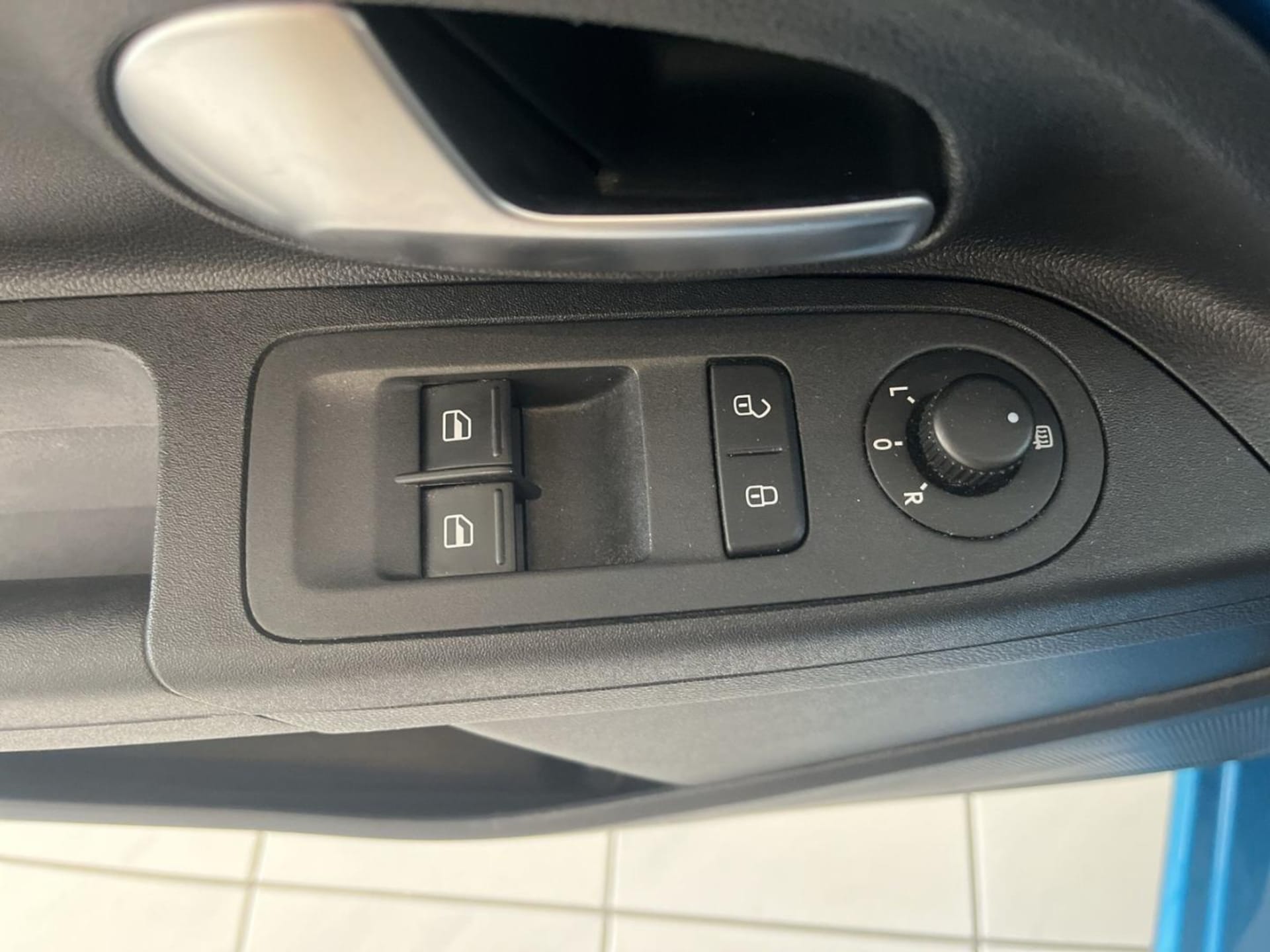 Volkswagen e-up!
