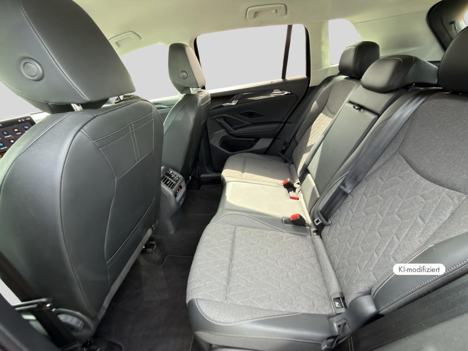Volkswagen Tiguan – Bild 14