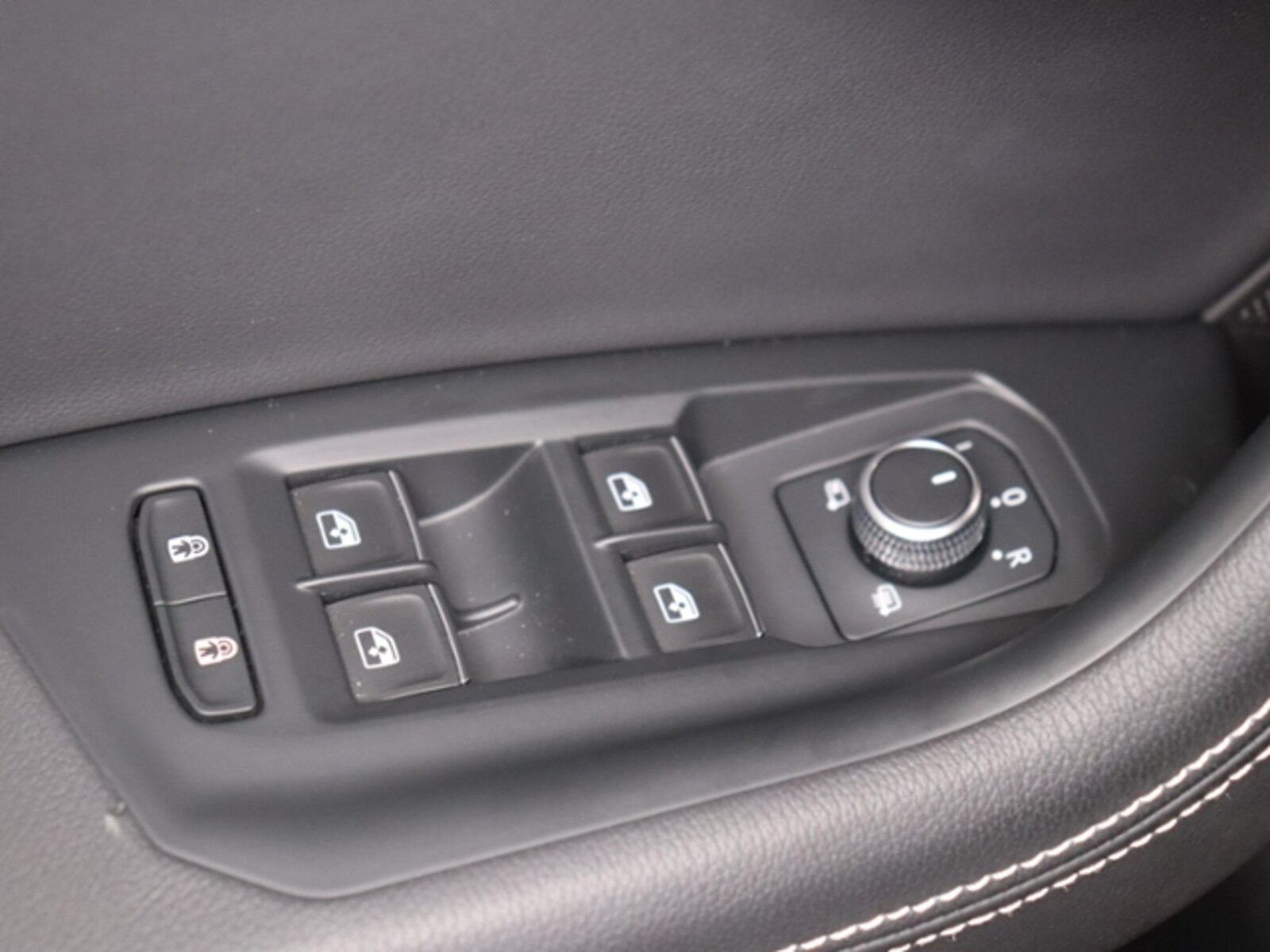Volkswagen Touareg – Bild 15